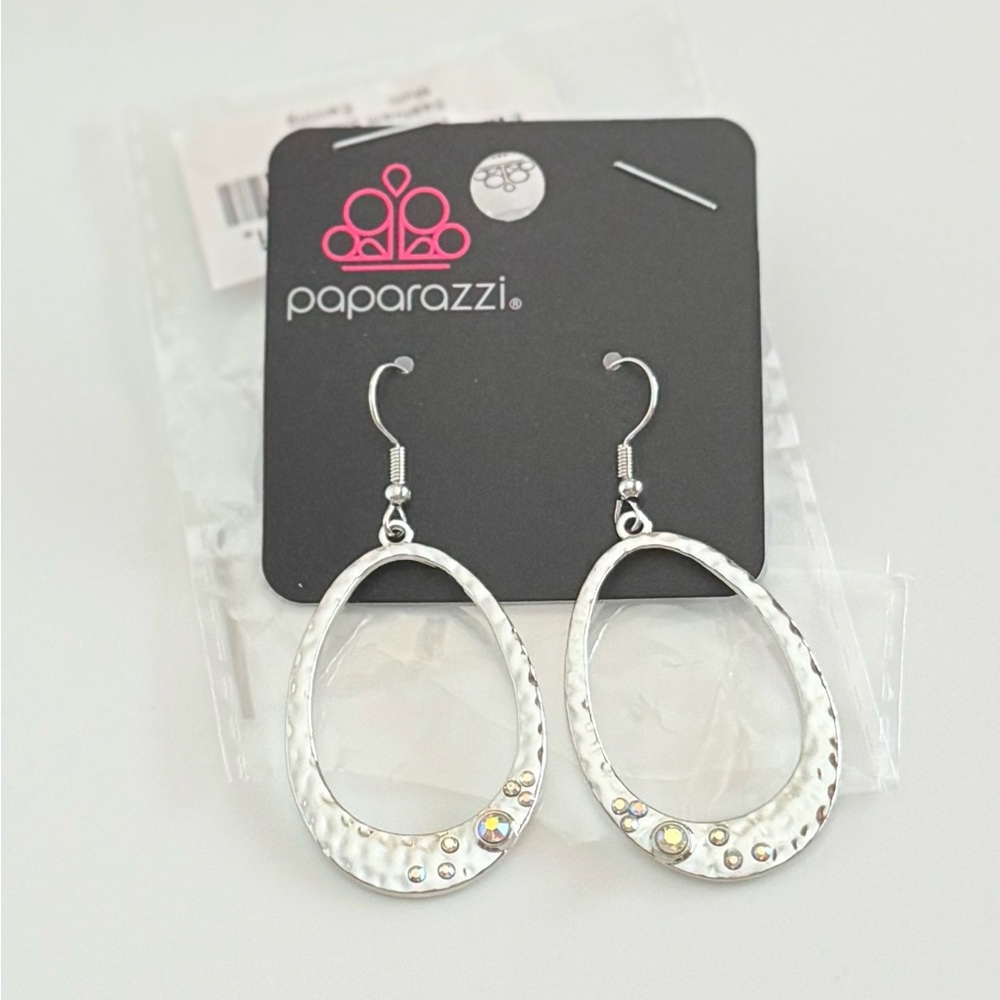 Paparazzi Silver/Iridescent Earrings